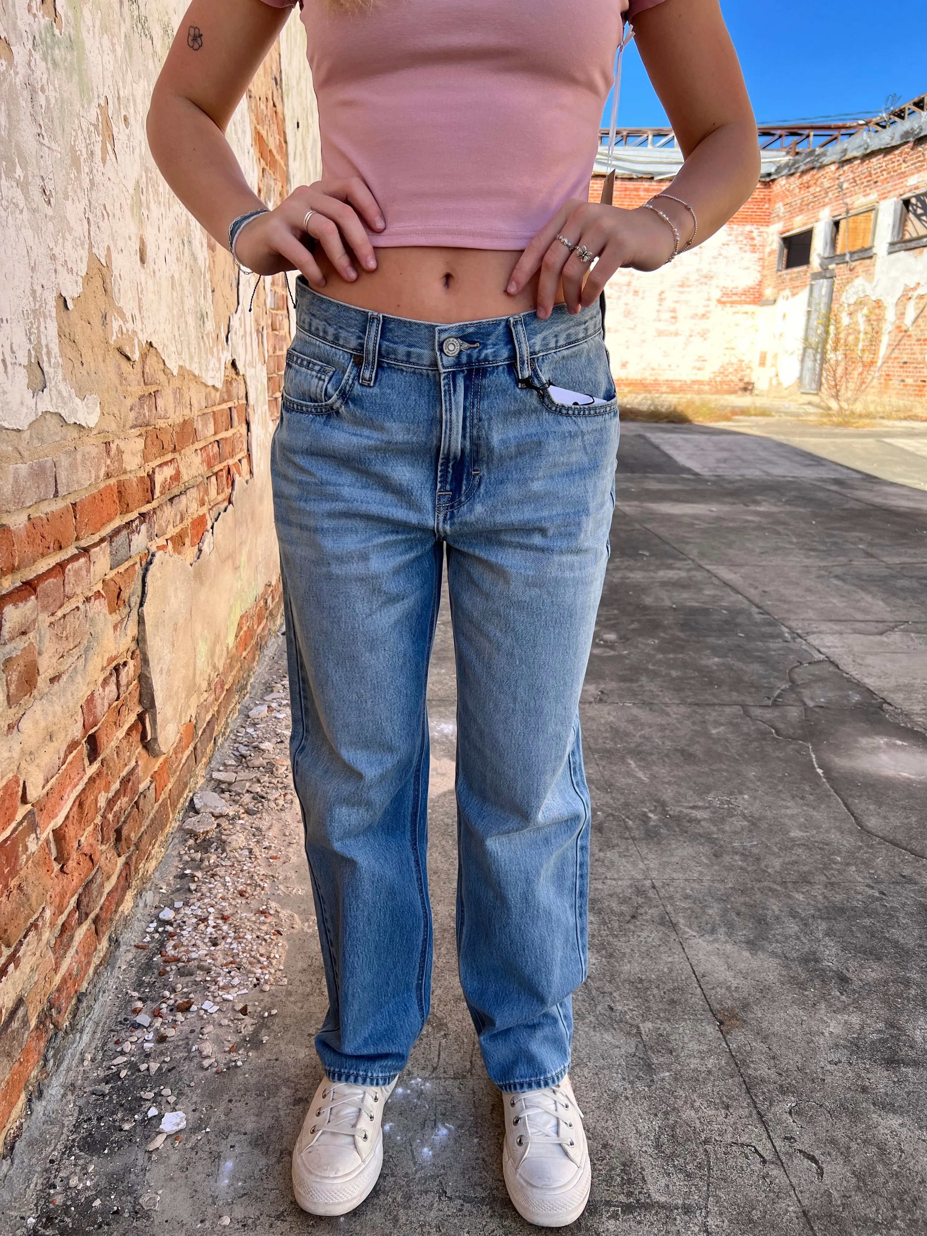Bailey Medium Wash Classic Relaxed Boyfriend Jeans