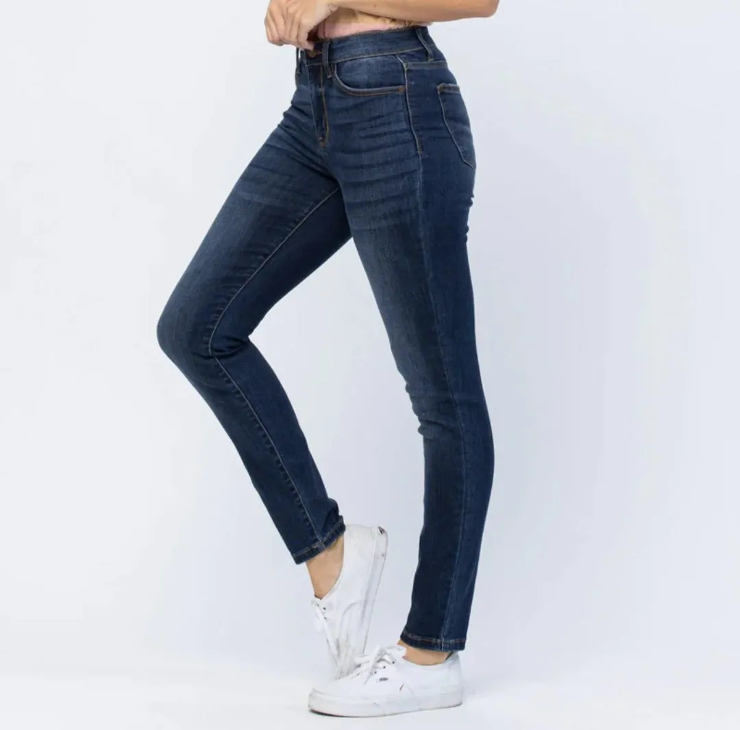 Judy Blue Hi Rise Relaxed Fit Jeans