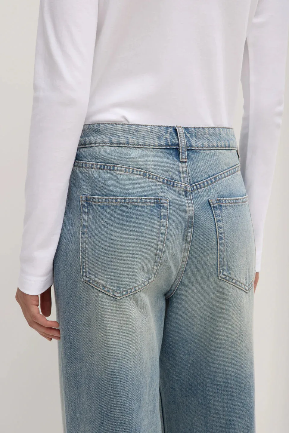 WOMENS RELAXED JEAN | WORN INDIGO