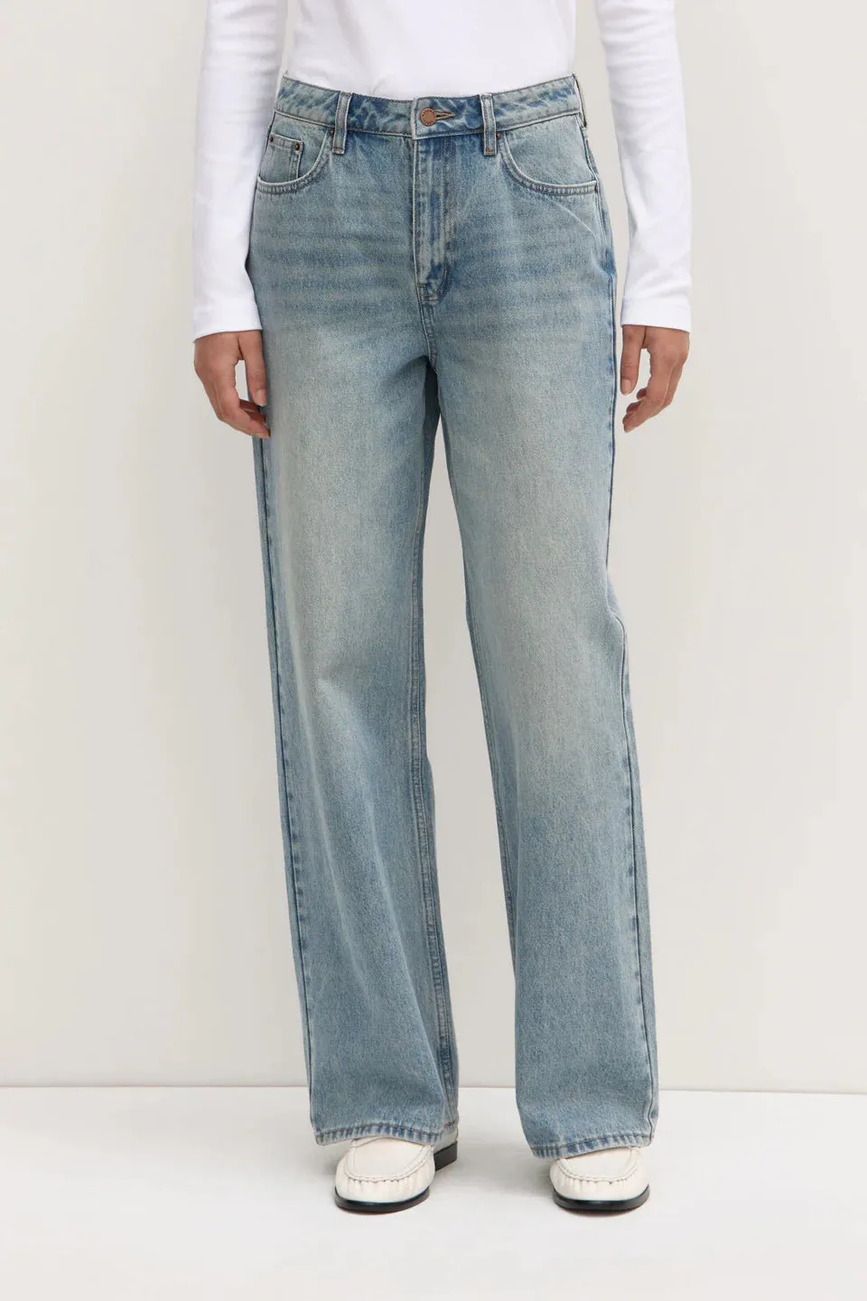 WOMENS RELAXED JEAN | WORN INDIGO